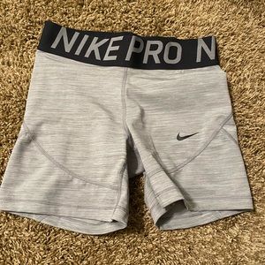 Nike pro dry fit gray running shorts in size small
